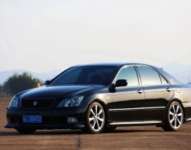 crown皇冠多少钱的简单介绍