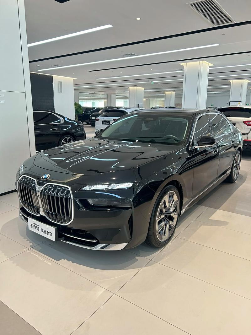 【宝马七系740多少钱,宝马7系价格表740多少钱】